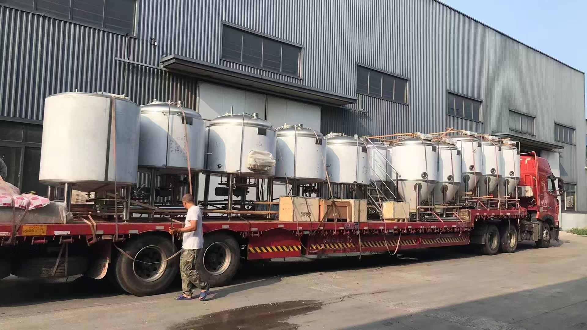 敦化精酿啤酒设备厂—精酿啤酒设备